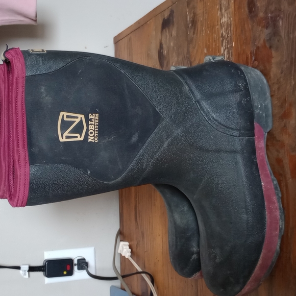 Noble outfitters - Picture 3 of 3